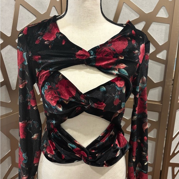 NWT— Autum Adeigbo CutoutTwisted Floral Velvet Blouse - Picture 1 of 4